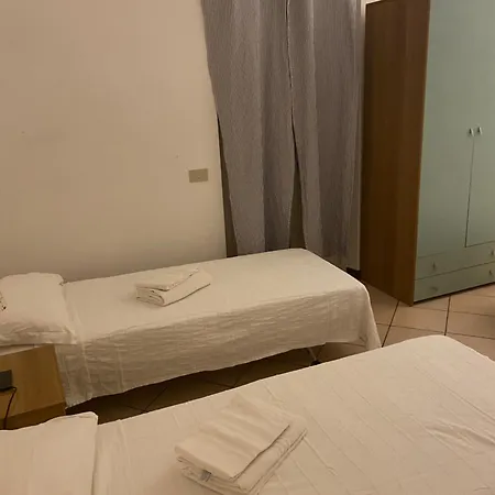 In Centro Con Balcone 3 Posti Letti Apartmán